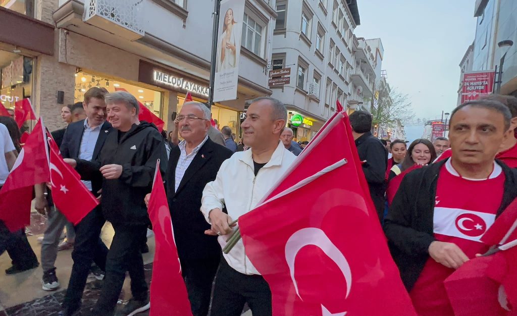 Gençlik Yürüyüşü Yapıldı g1 1
