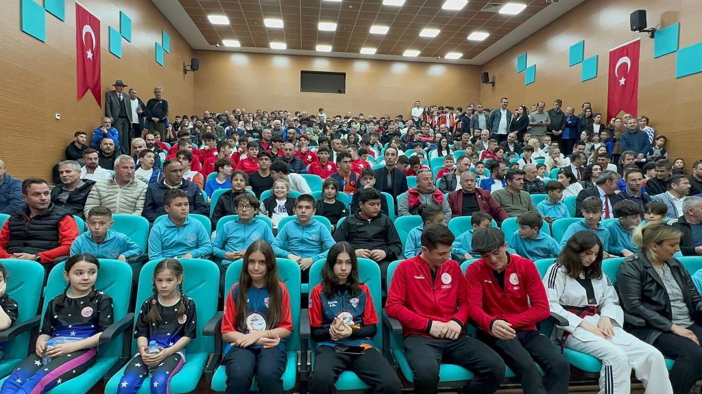 Gençlik ve Spor Bakanlığından, Amatör Spor Kulüplerine Destek g3