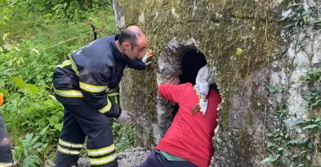 İTFAİYENİN İNEK KURTARMA OPERASYONU i 1