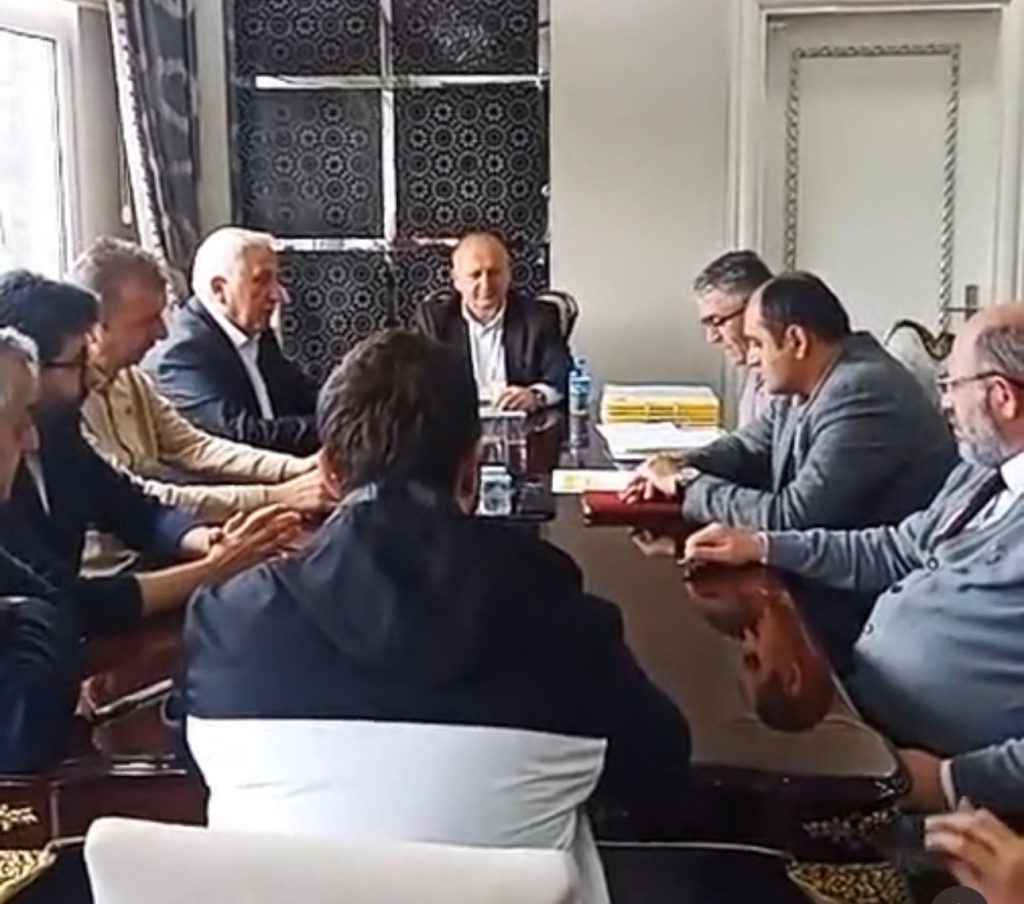 BELEDİYE İŞ MERKEZİ İHALESİ GERÇEKLEŞTİRİLİYOR i