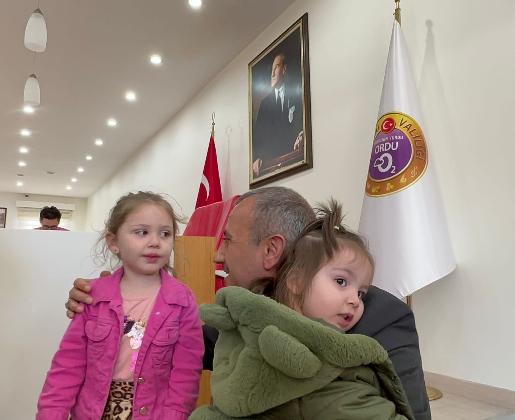 Vali Sonel, “Devletimizin Kapısı Açık” so
