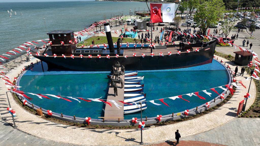 TARİHİ GEMİ ZİYAREÇİLERİNİ AĞIRLIYOR t2 2