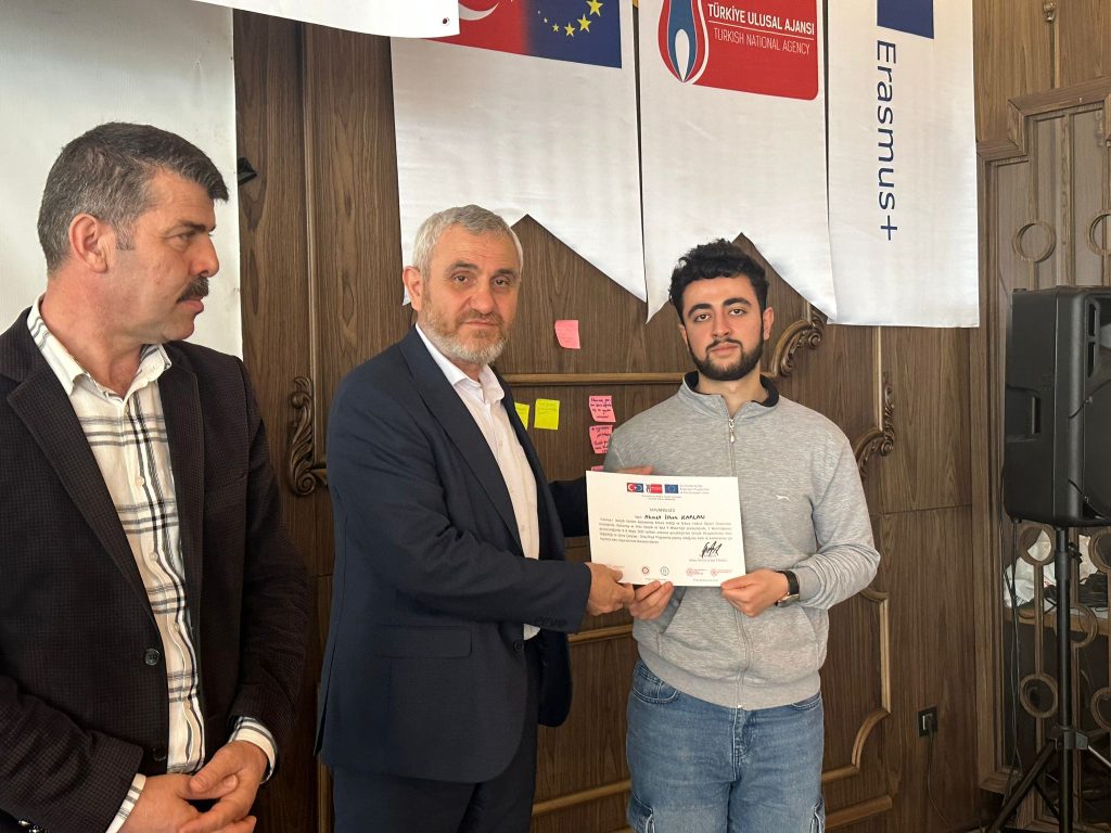 ÜNYE GENÇLİK MERKEZİ PROJE ORTAĞI OLDU u15