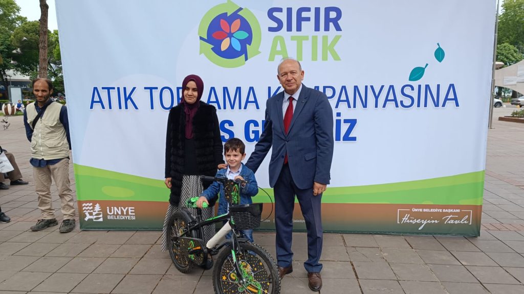 ÜNYE BELEDİYESİ’NDEN TEMİZ ÇEVRE ÖDÜLLERİ c4