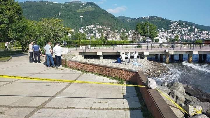 Altınordu Sahilinde Bir Kişinin Cansız Bedeni Bulundu ce
