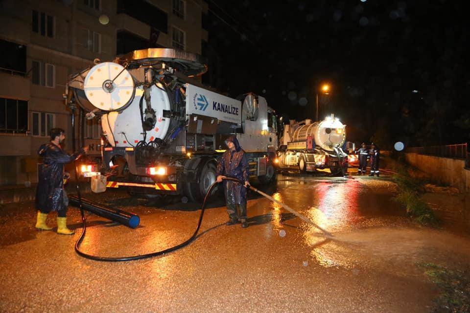 BÜYÜKŞEHİR FELAKETİ ÖNLEDİ o 5