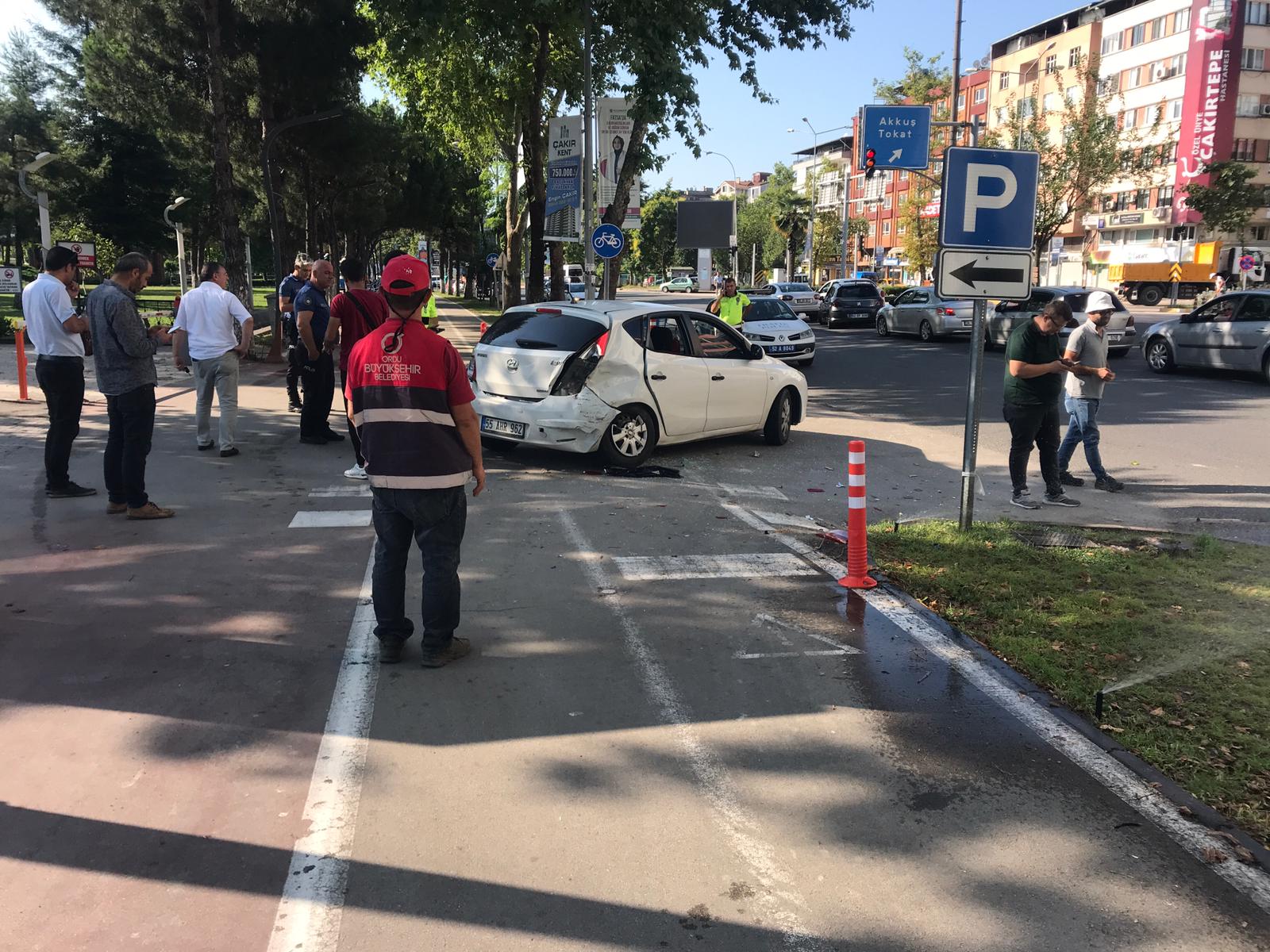 Yaz mevsimiyle beraber Ünye’de nüfus kalabalıklaştı. Geleneksel Ünye Turizm Festivalinin