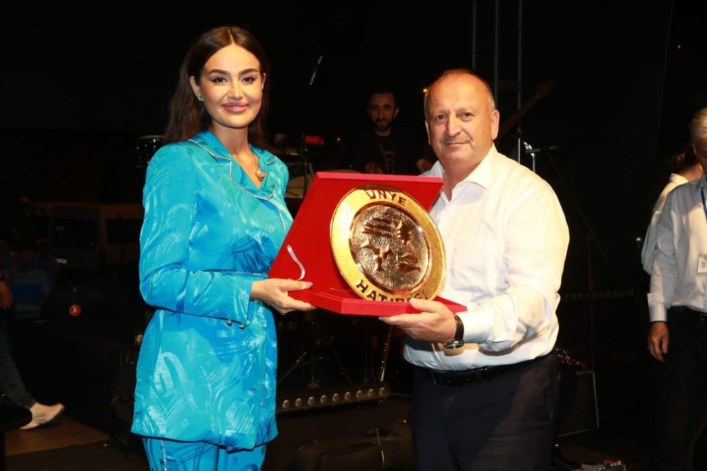 ÜNYE’DEN YILDIZLAR GEÇTİ M1 1
