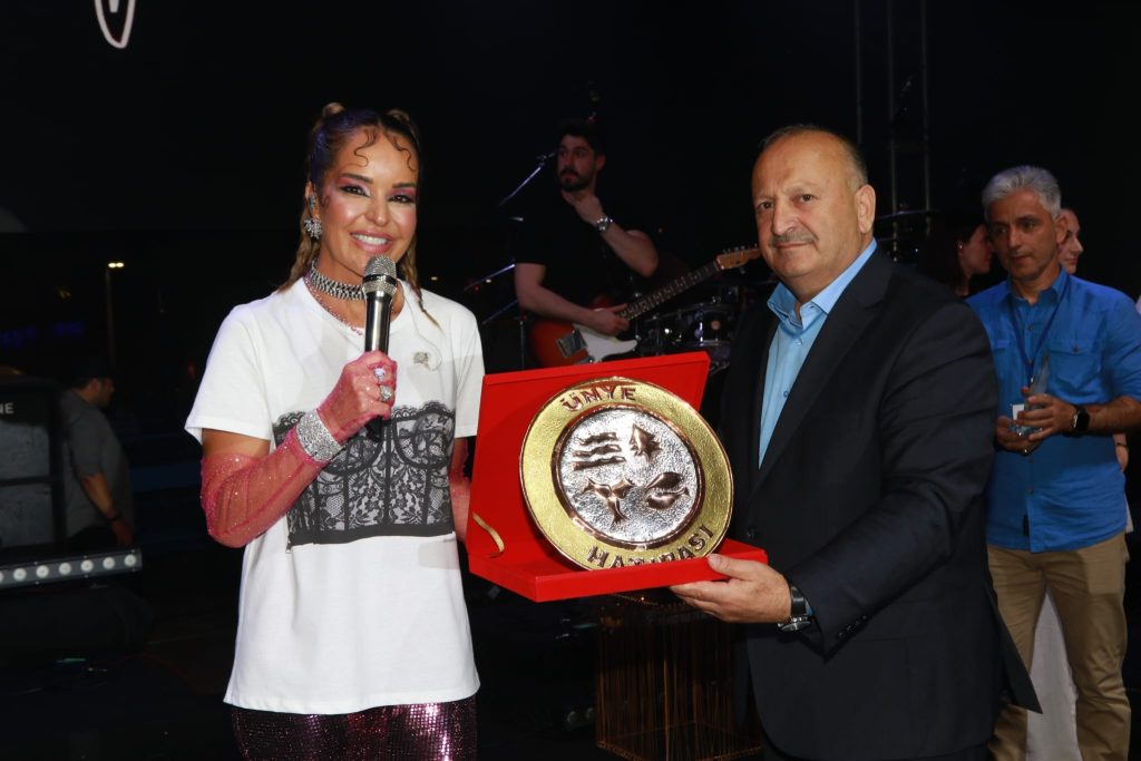 ÜNYE’DEN YILDIZLAR GEÇTİ M2 1