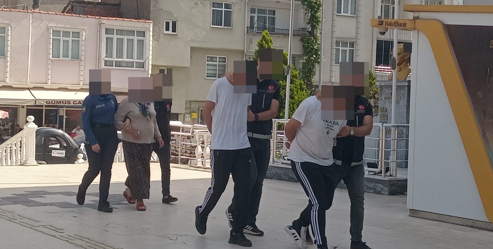 Ünye’de uyuşturucu operasyonunda gözaltına alınan 1’i yaşlı 3 kişi tutuklandı.