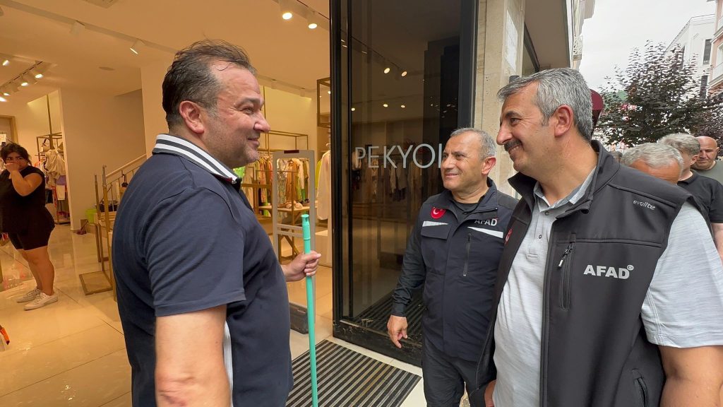 Selin Yol Açtığı Yaralar Sarılıyor V3