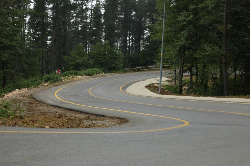 ORDU’DA 1800 KM YOL ASFALT VE BETONLA BULUŞTU as1