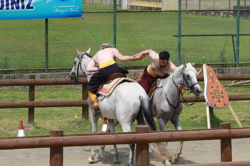 CEVİZDERE'DE GELENEKSEL ATLI SPOR GÖSTERİLERİ NEFES KESTİ image 19
