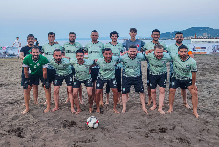 MANYETİK KUM FUTBOL TURNUVASI BAŞLADI m4