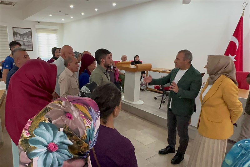 Vali Sonel, “Kapımız Sizlere Her Zaman Açık” v3 2