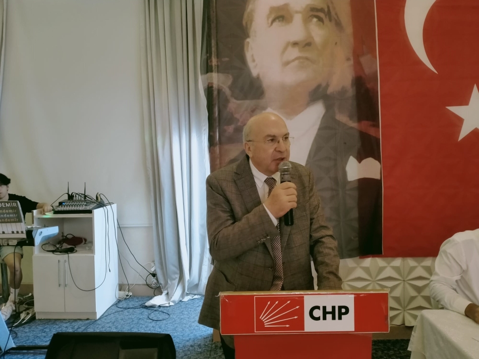 ÜNYE CHP'DE İSA MARAL GÜVEN TAZALEDİ CHP3