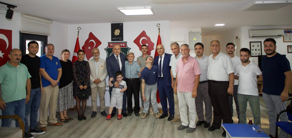 Vali Erol, Şehit Ailelerini ve Gazileri Ziyaret Etti g5