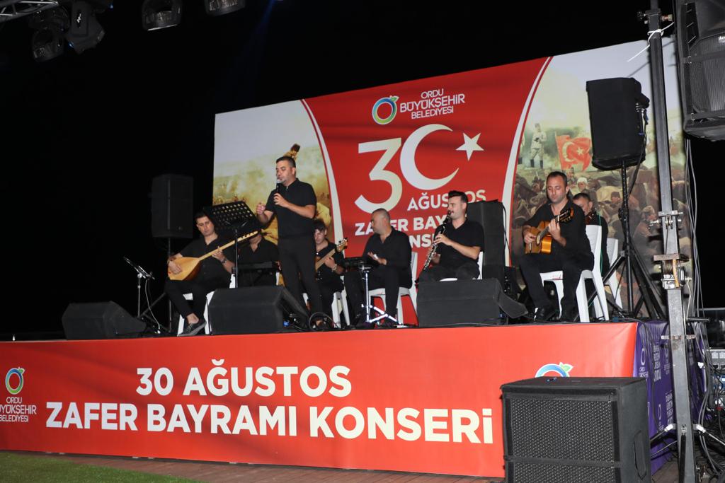 30 Ağustos Zafer Bayramında Yürüyüş ve Konser Etkinliği Yapıldı ko1 1