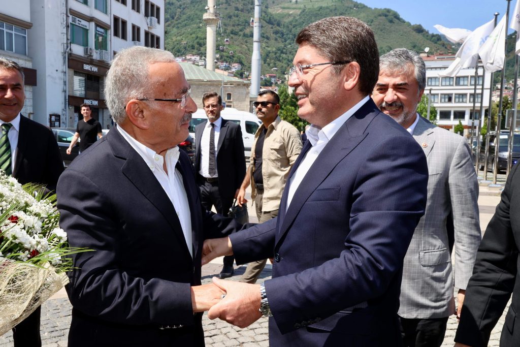 BAKAN TUNÇ BÜYÜKŞEHİRDE t1 1