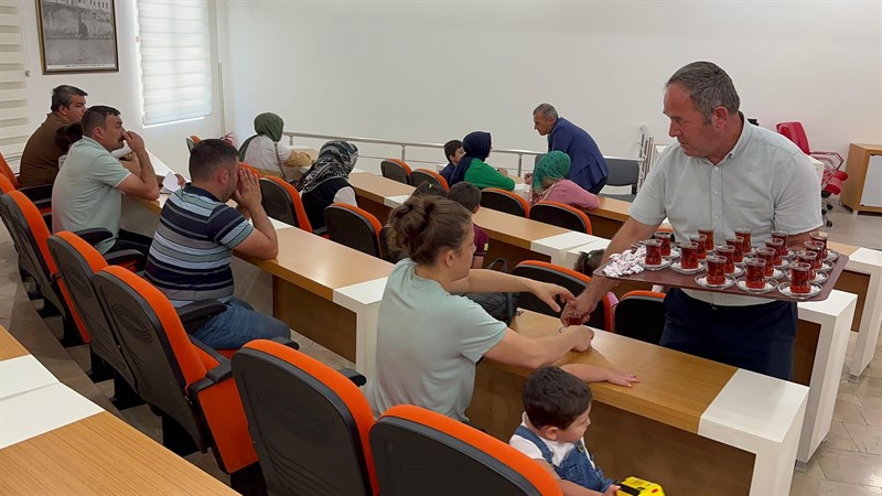 Vali Sonel, “Tüm Vatandaşlarımıza Kapımız Açık” v2