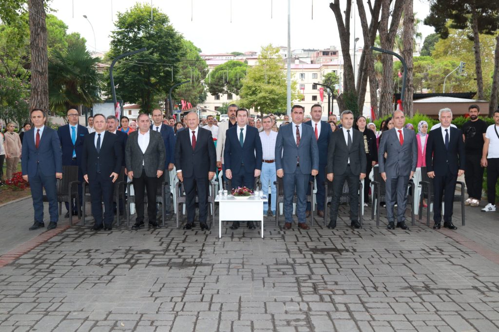 BAŞKAN TAVLI, “EĞİTİM DÖNEMİNDE GENÇLERİMİZİN HER ZAMAN YANINDAYIZ” E2