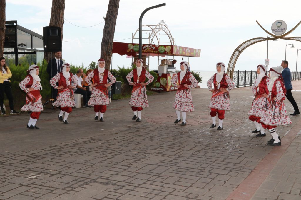 BAŞKAN TAVLI, “EĞİTİM DÖNEMİNDE GENÇLERİMİZİN HER ZAMAN YANINDAYIZ” E8
