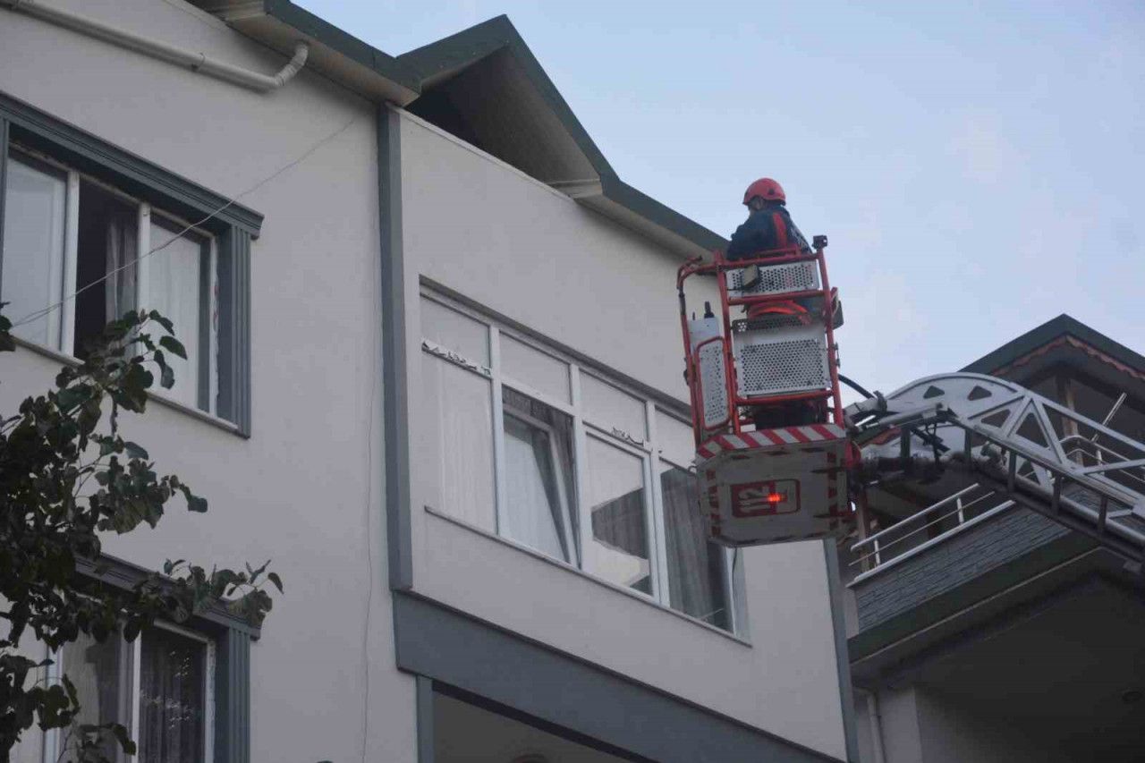 Ekiplerin Müdahalesiyle Olay Kontrol Altına Alındı