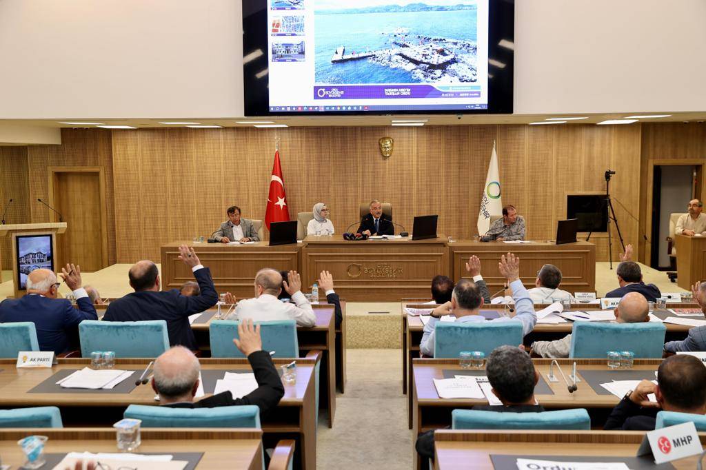 BAŞKAN GÜLER’DEN AÇIKLAMALAR gu1