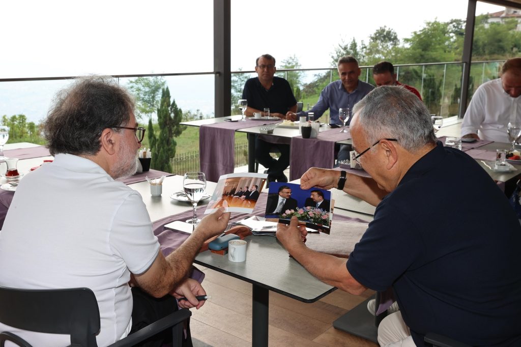 HÜRRİYET GAZETESİ YAZARLARI ORDU’YA ÇIKARMA YAPTI h2