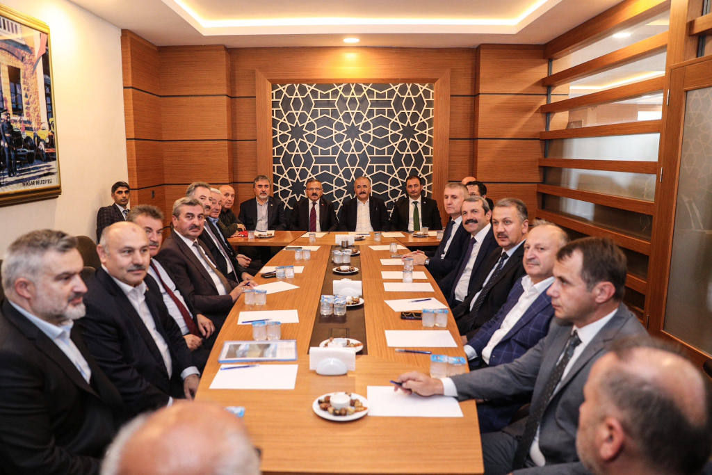 ÜNYE-AKKUŞ-NİKSAR YOLU MASAYA YATIRILDI image 1