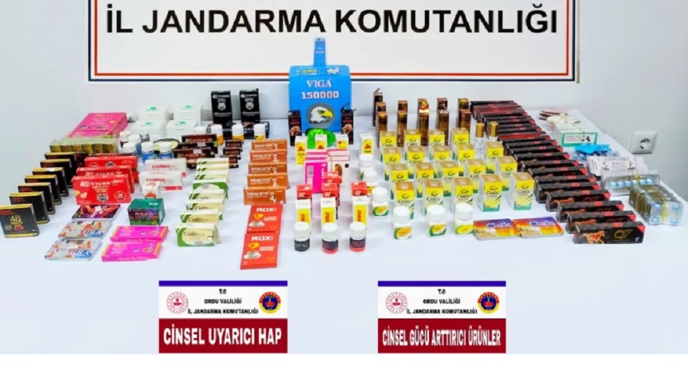 ÜNYE'DE CİNSEL UYARICI HAP ELE GEÇİRİLDİ u 8