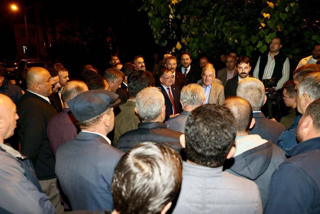BAŞKAN GÜLER’E ÇATALPINAR’DA SEVGİ SELİ BA
