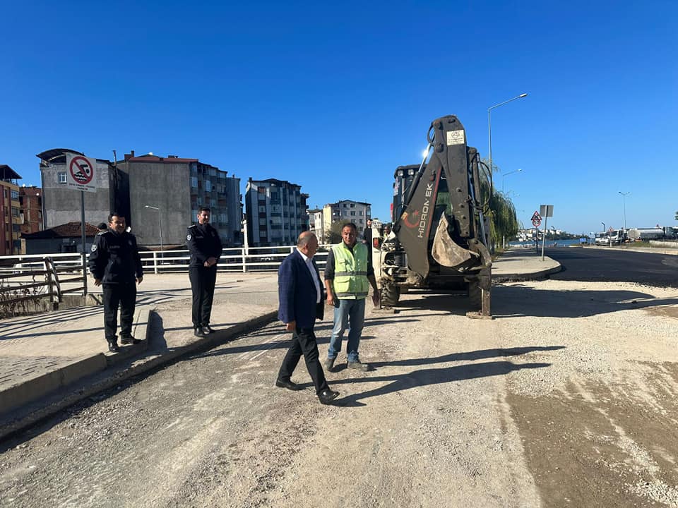 IRMAK CADDESİ’NDE SICAK ASFALT ÇALIŞMALARI BAŞLADI IR 1