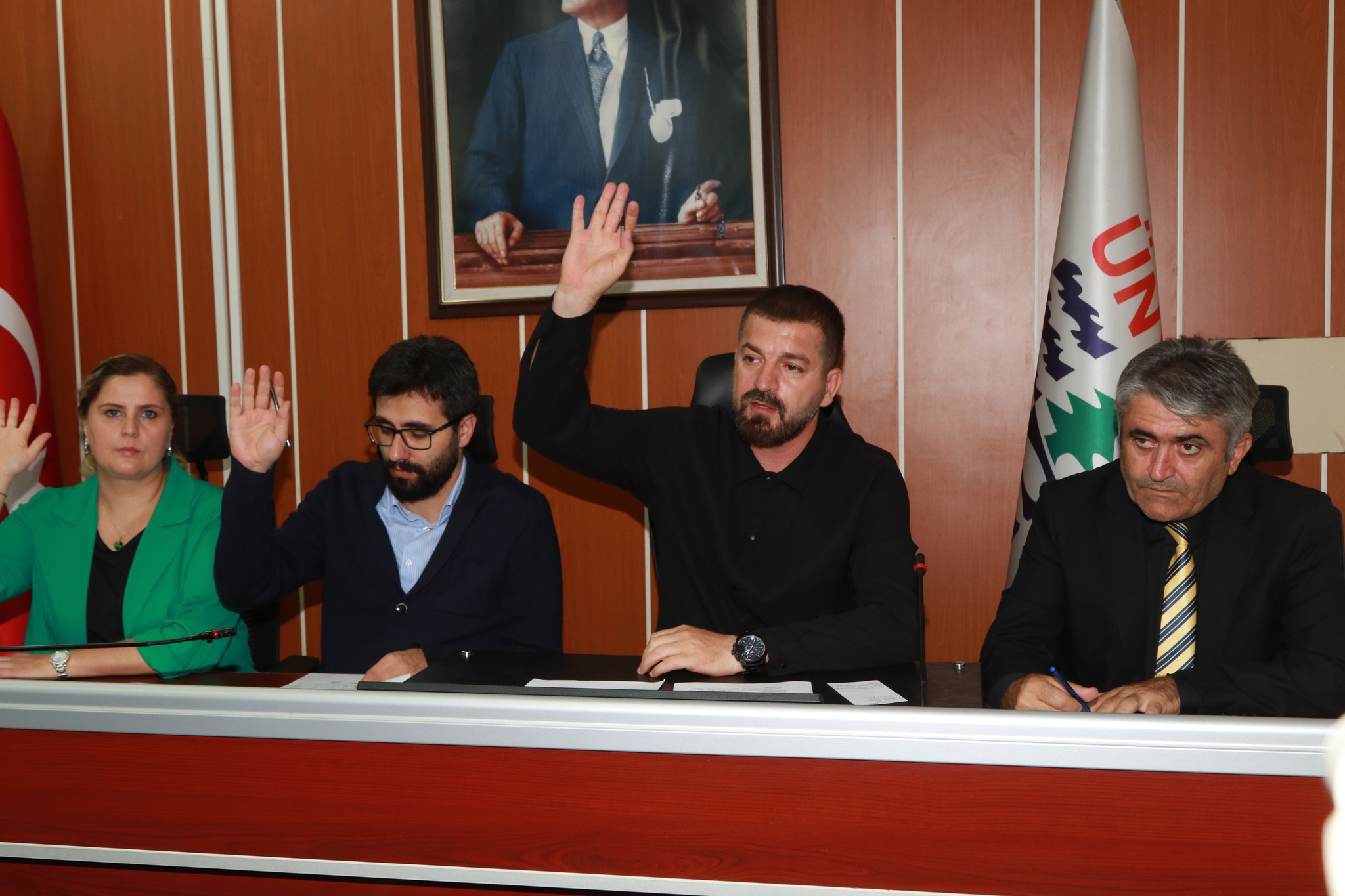 Ünye Belediyesi Ekim ayı olağan meclis toplantısı gerçekleştirildi. Ünye Belediye