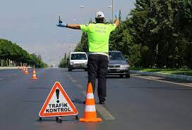 35 araç trafikten men edildi TRAFIK KONTROL