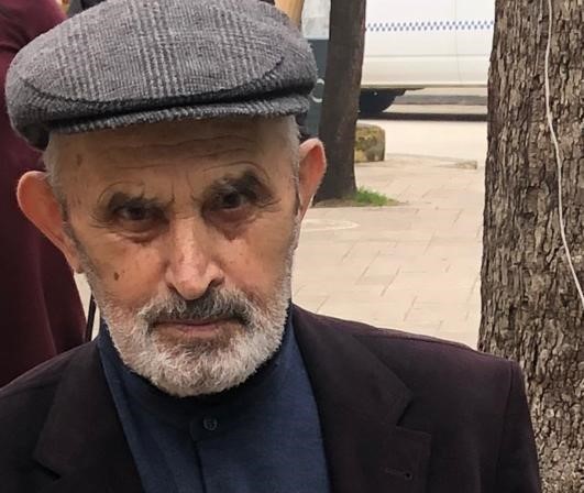 Sağlık memuru olarak görev yapan Aydın Zoroğlu’nun babası Bahri Zoroğlu
