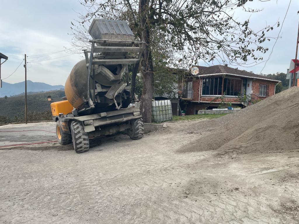 ÇİĞDEM’DE 35 YILLIK YOL SORUNU ÇÖZÜME KAVUŞTU c1