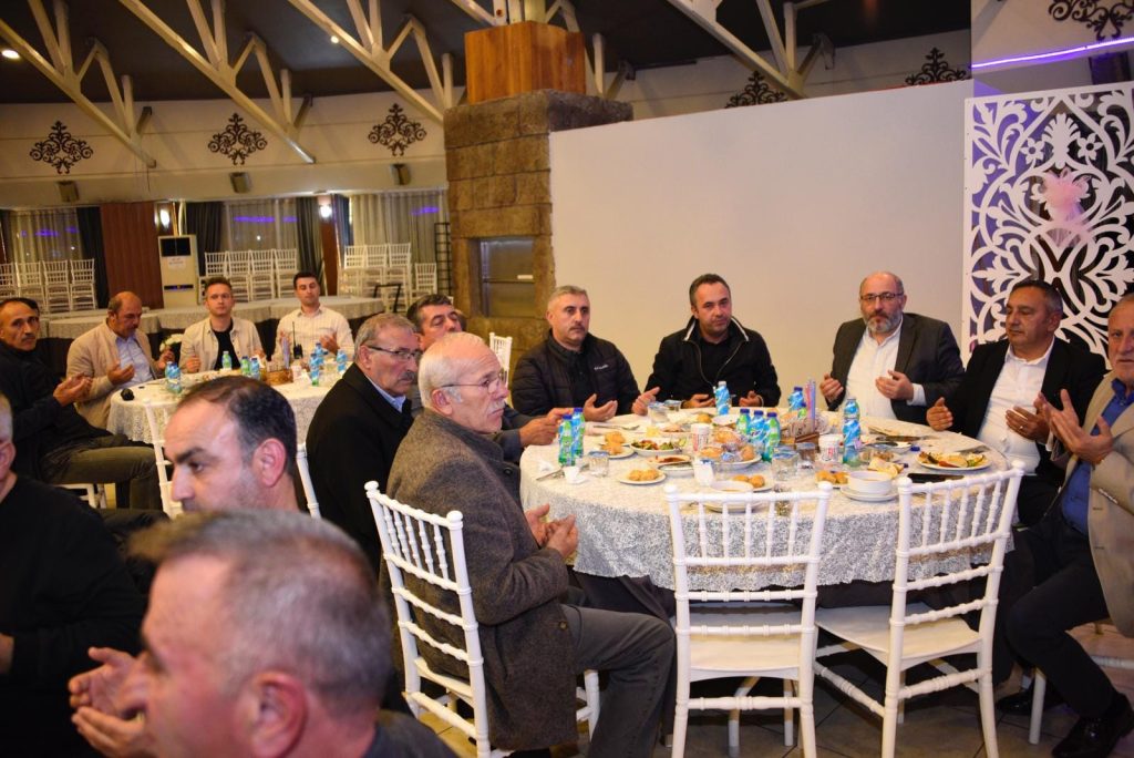 BAŞKAN TAVLI, “YÜREĞİMİZİ KOYDUĞUMUZ BU ŞEHRİMİZE HİZMET ETMENİN GAYRETİ İÇİNDEYİZ” m3 1