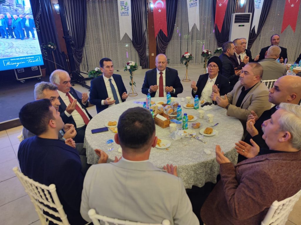 BAŞKAN TAVLI, “YÜREĞİMİZİ KOYDUĞUMUZ BU ŞEHRİMİZE HİZMET ETMENİN GAYRETİ İÇİNDEYİZ” m4 2