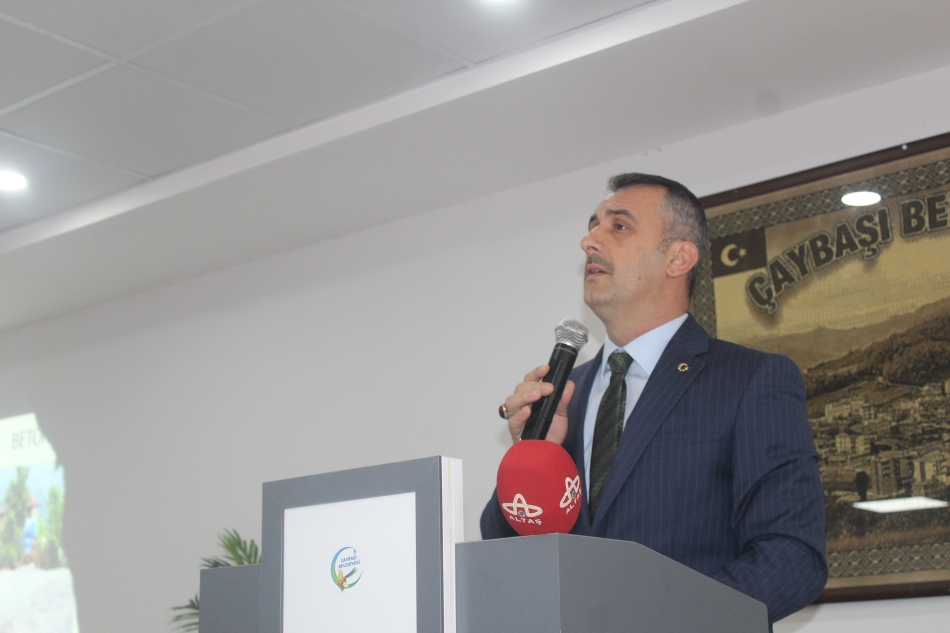 Başkan Semiz, Çaybaşı’nda hayata geçirdikleri projeleri anlattı. semi