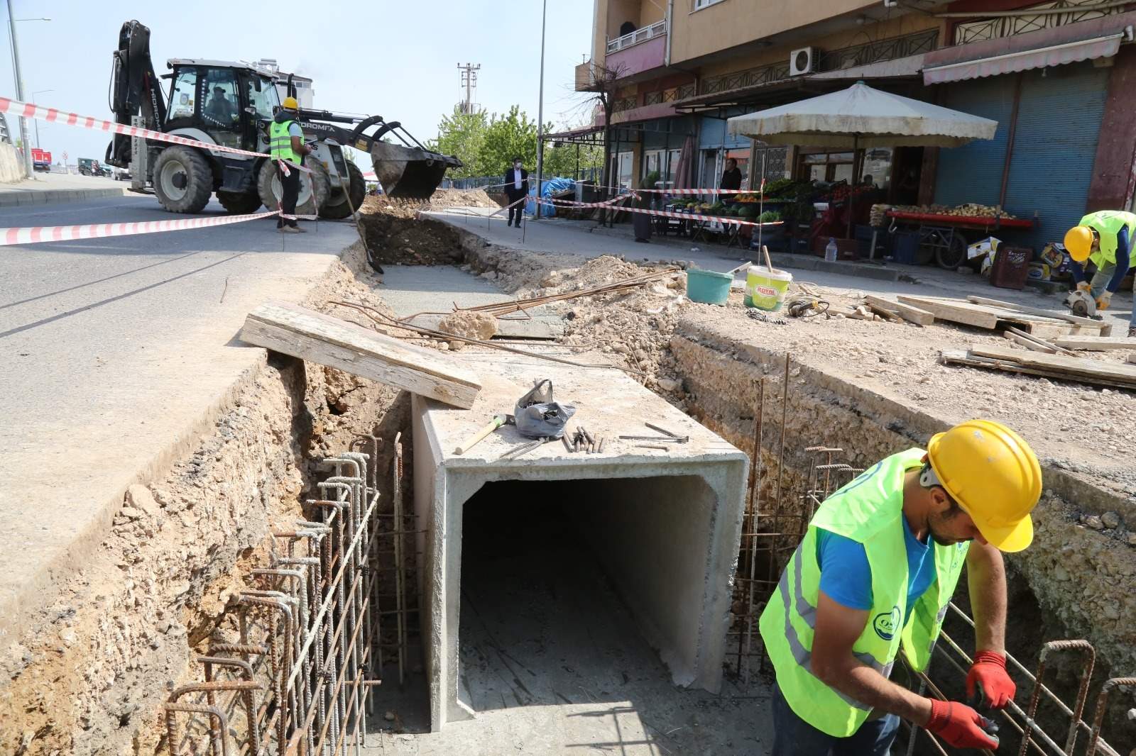 ÜNYE’YE SAĞLAM ALT VE ÜSTYAPI Ünye ilçesinin yol ve su