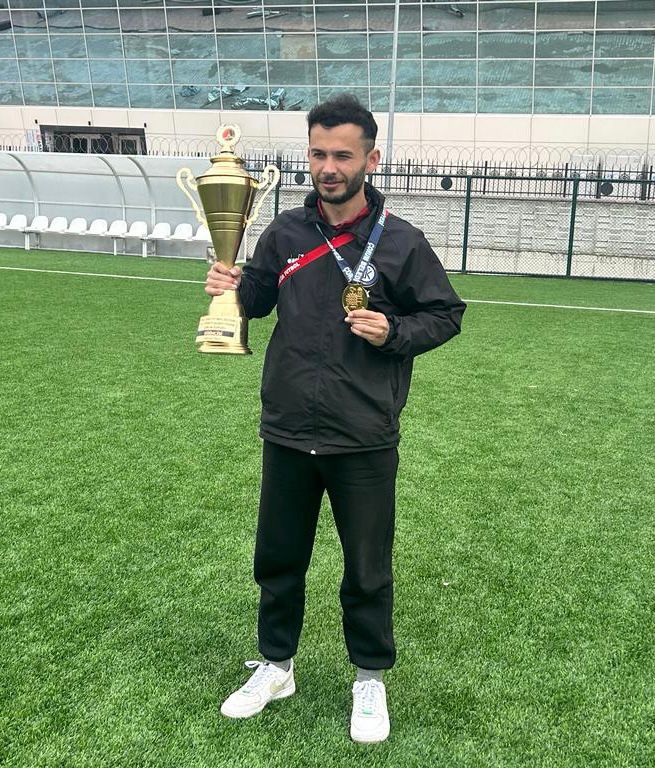 ÜFK ANTRENÖRLERİNİ DUYURDU u 6