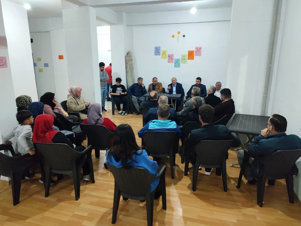 BAŞKAN TAVLI, “TALEPLERİ YERİNDE DİNLİYOR, BİRLİKTE ÇÖZÜM ÜRETİYORUZ” B1 3