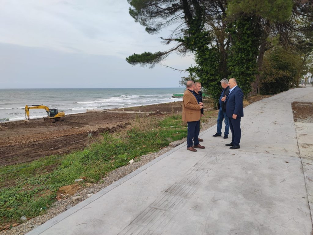 BAŞKAN TAVLI, “TALEPLERİ YERİNDE DİNLİYOR, BİRLİKTE ÇÖZÜM ÜRETİYORUZ” B3 2