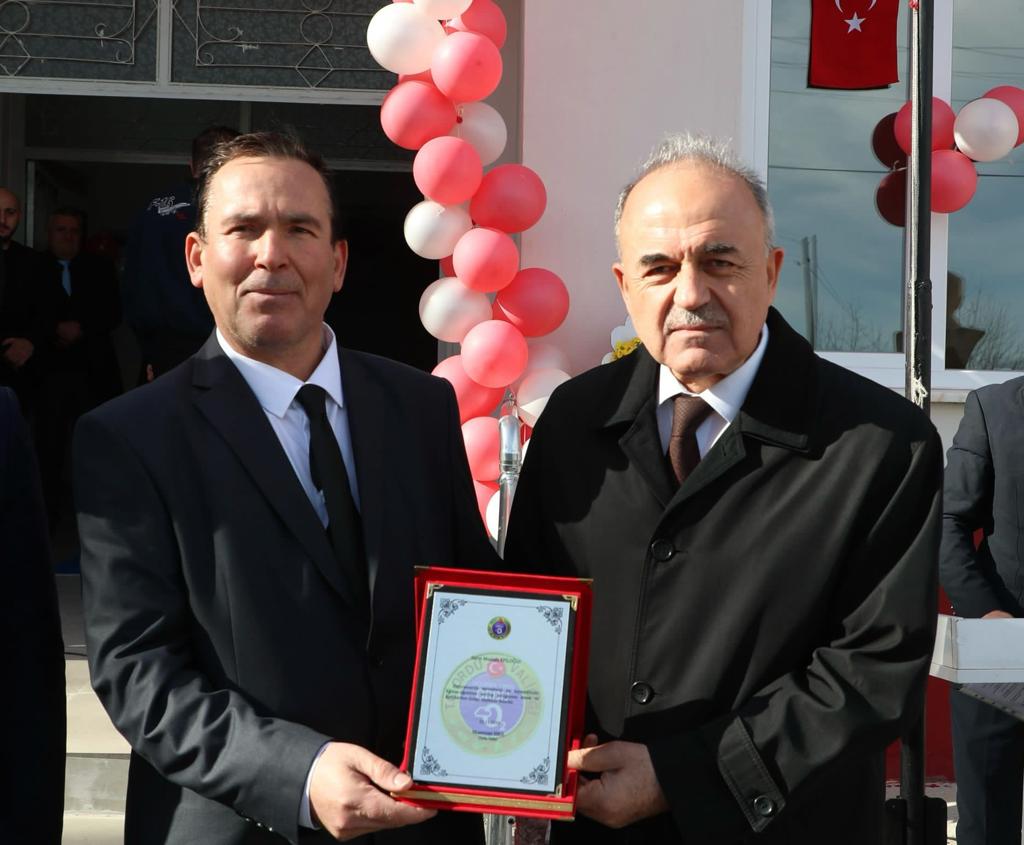 Akkuş İlçesinde Hayırsever Tarafından Yaptırılan İlkokul Törenle Açıldı ak