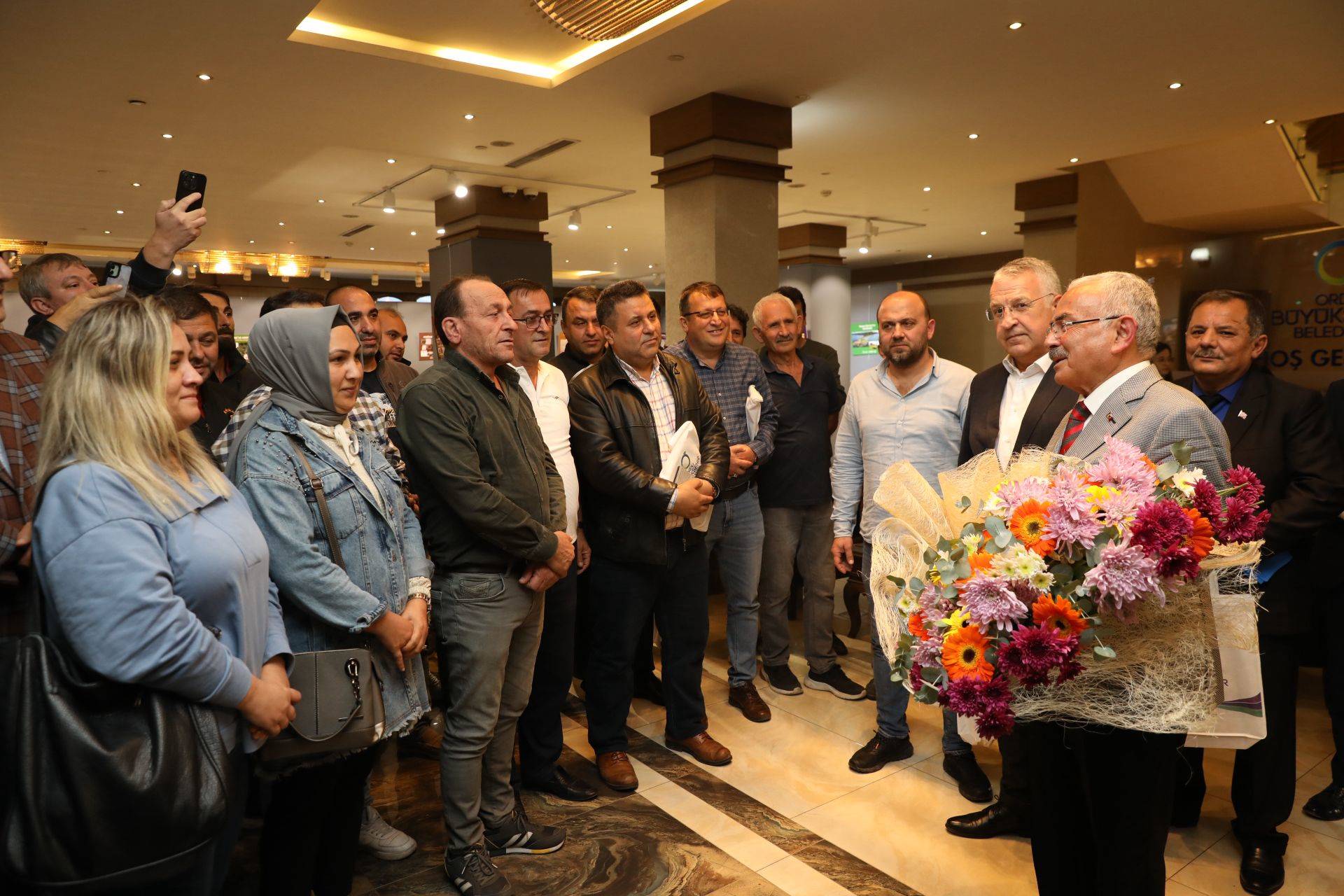 BAŞKAN GÜLER’DEN TOPLU TAŞIMA ESNAFINI SEVİNDİREN KARAR TOPLU TAŞIMA ESNAFI