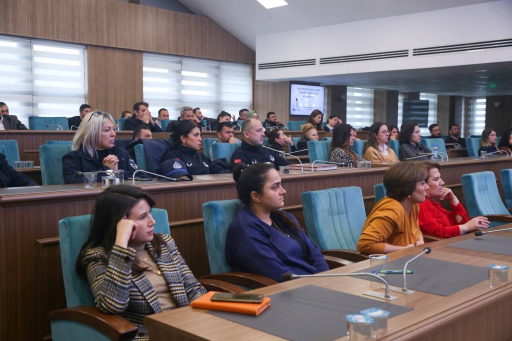 BÜYÜKŞEHİRİN PERSONELLERİ HER ALANDA EĞİTİM ALIYOR b3