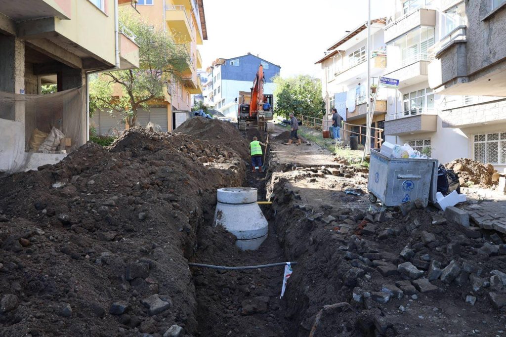 BÜYÜKŞEHİR, PERŞEMBE’DE HIZLI İLERLİYOR buy1