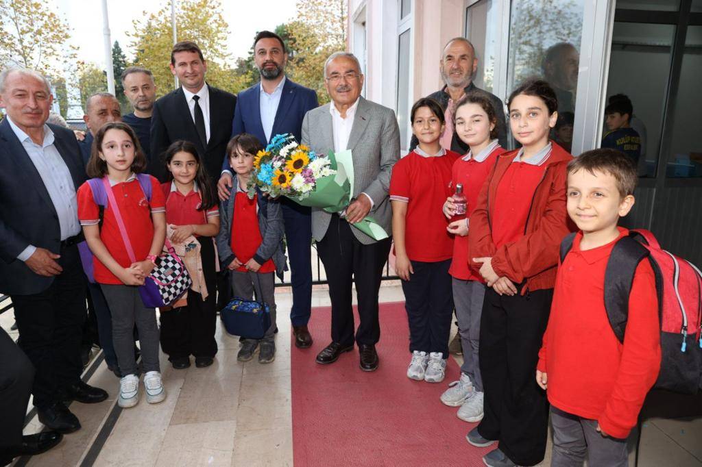 FATSA YASSITAŞ’TA YOL SEVİNCİ Ordu Büyükşehir Belediye Başkanı Dr. Mehmet