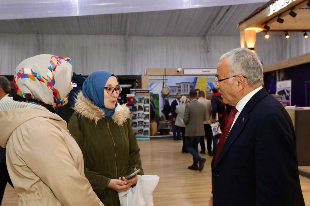 BAŞKAN GÜLER’E SEVGİ SELİ g1 2